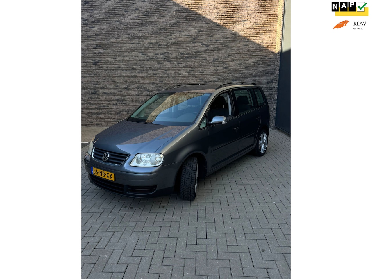Volkswagen Touran - 1.6-16V FSI Trendline 1.6-16V FSI Trendline - AutoWereld.nl