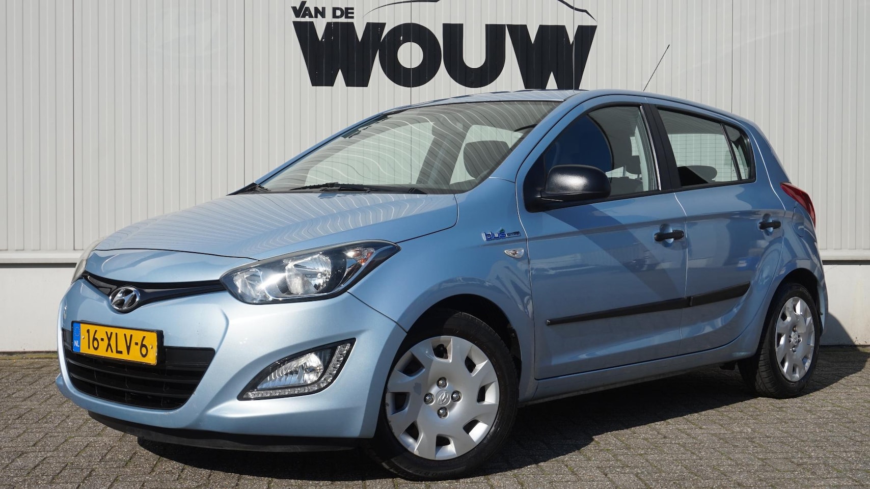 Hyundai i20 - 1.2i i-Motion | Airco | Trekhaak afneembaar - AutoWereld.nl