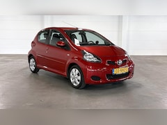 Toyota Aygo - 1.0-12V Aspiration Red