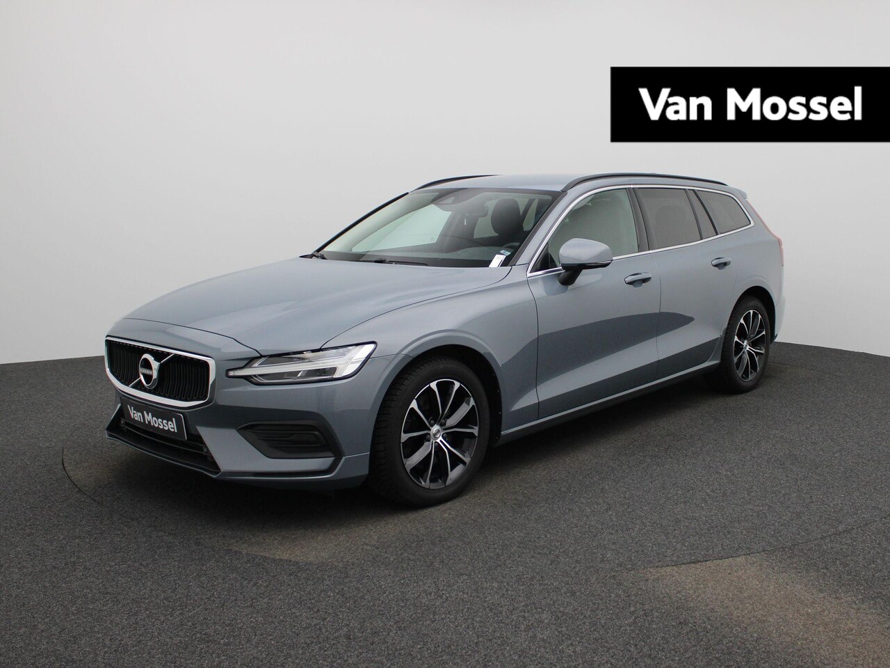 Volvo V60 - 2.0 B3 Momentum | Automaat | Navigatie | Apple Carplay / Android Auto | Camera | Climate C - AutoWereld.nl