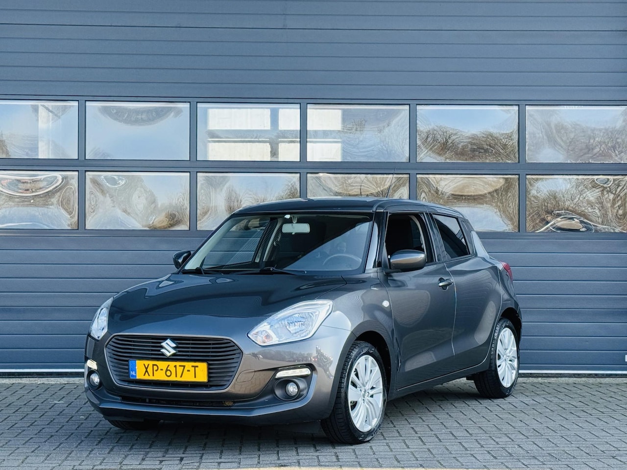 Suzuki Swift - 1.2 SELECT I P-CAMERA I LICHT METALEN VELGEN I STOELVERWARMING - AutoWereld.nl