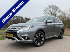 Mitsubishi Outlander - 2.0 PHEV Executive Edition Automaat | Camera | Leder/Alcantara | Navi | Key-Less | Trekhaa