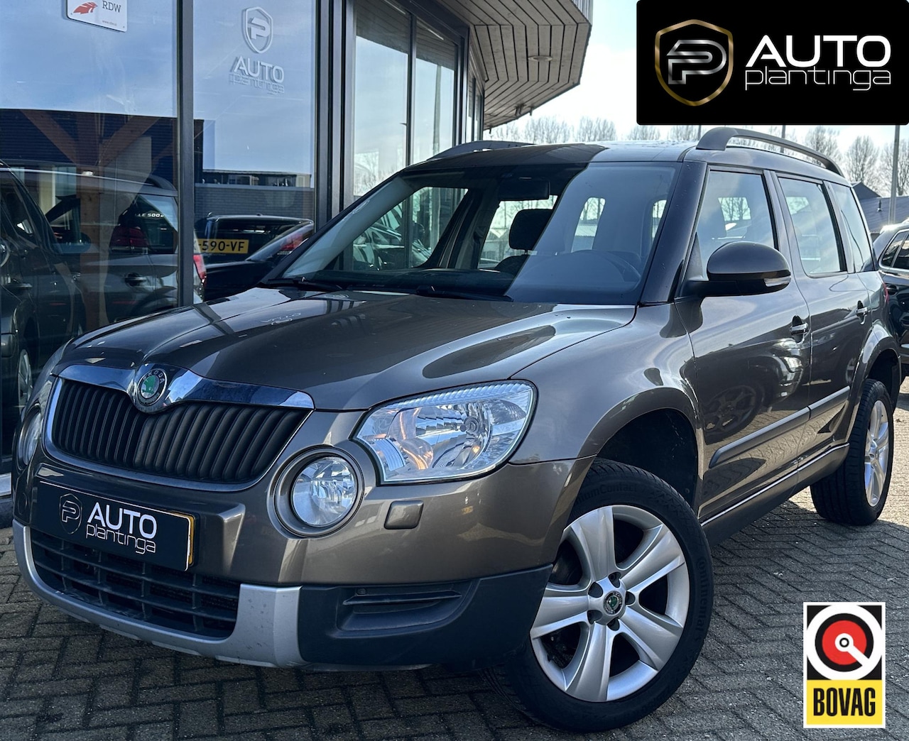 Skoda Yeti - 1.2 TSI Ambition | AUTOMAAT | PANO | NL AUTO | Trekhaak | Navigatie | Parkeersensoren | Cr - AutoWereld.nl