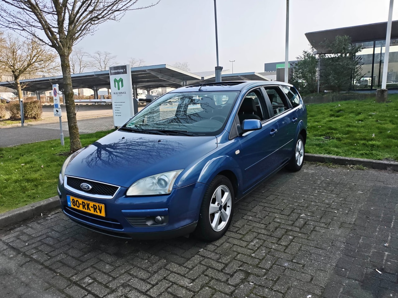 Ford Focus Wagon - 1.6-16V First Edition - AutoWereld.nl