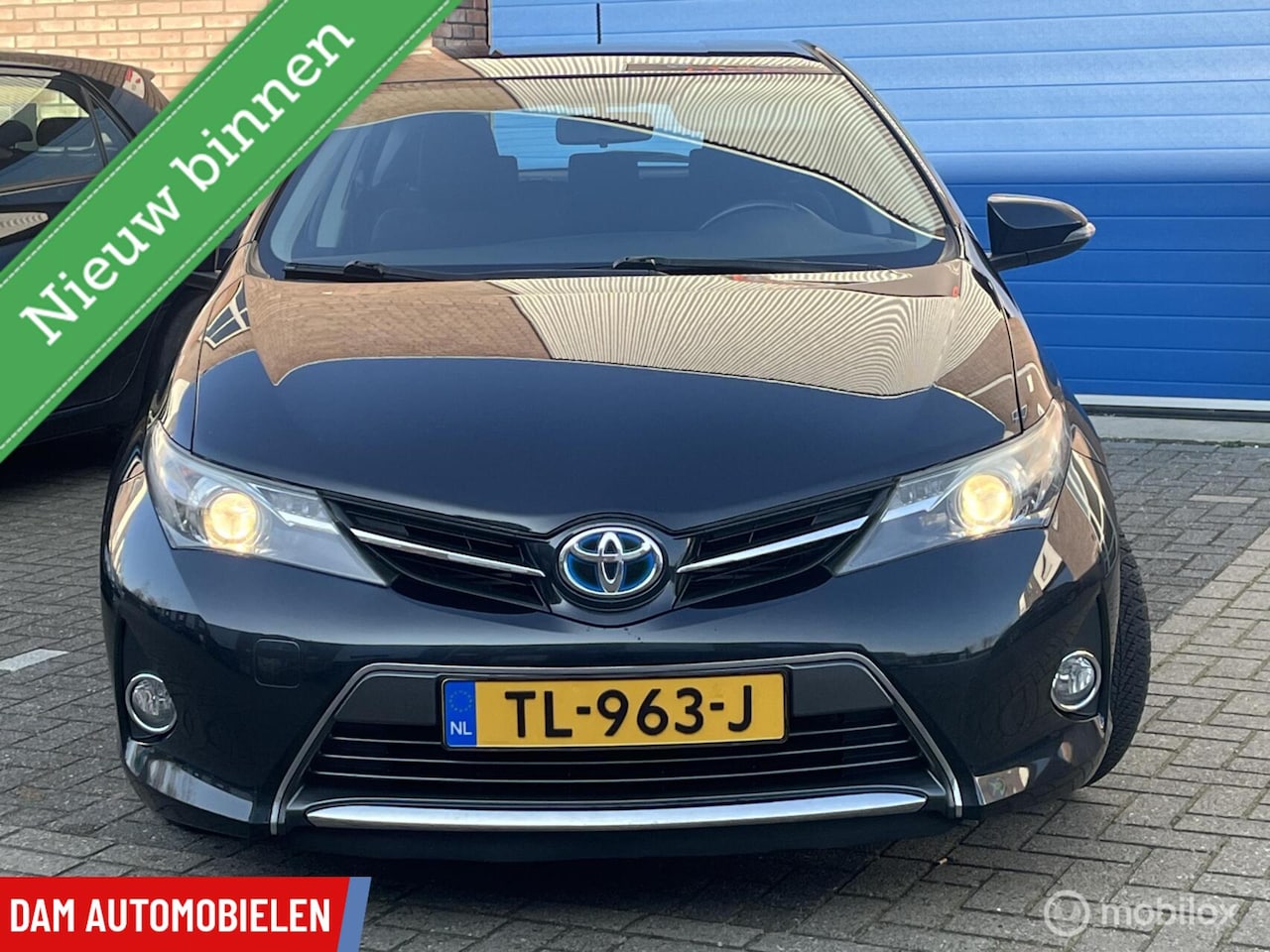 Toyota Auris - 1.8 Hybride Aut,Camera, Xenon, Dealer onderhouden! - AutoWereld.nl