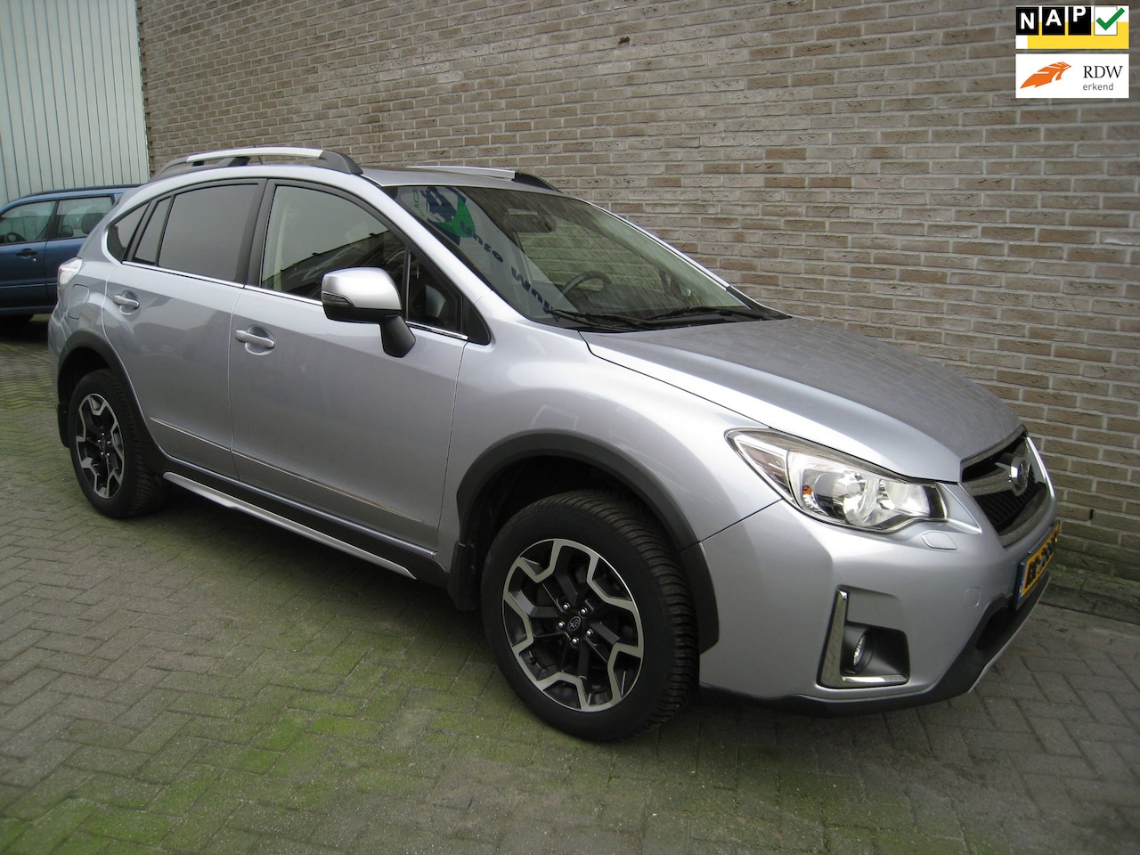 Subaru XV - 2.0i Premium AWD - Leder - Schuifdak - - AutoWereld.nl