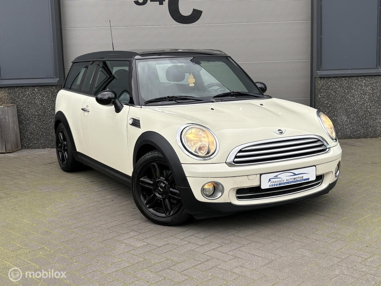 MINI Clubman - 1.6 Cooper clubman airco/lichtmetalen velgen - AutoWereld.nl