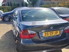 BMW 3-serie - 320i Executive