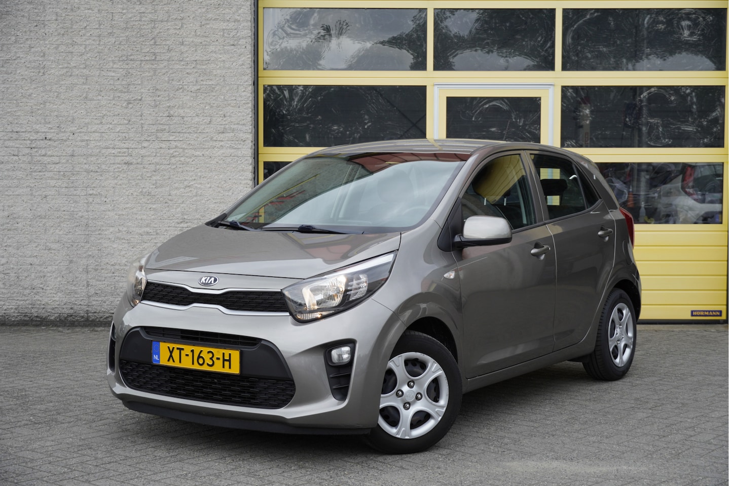 Kia Picanto - 1.0 CVVT 5drs PlusLine BJ2019 Audio | Airco | Stuurbekrachtiging | Getint glas - AutoWereld.nl