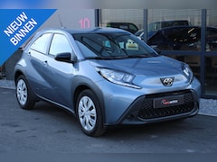 Toyota Aygo X - 1.0 VVT-i MT Play