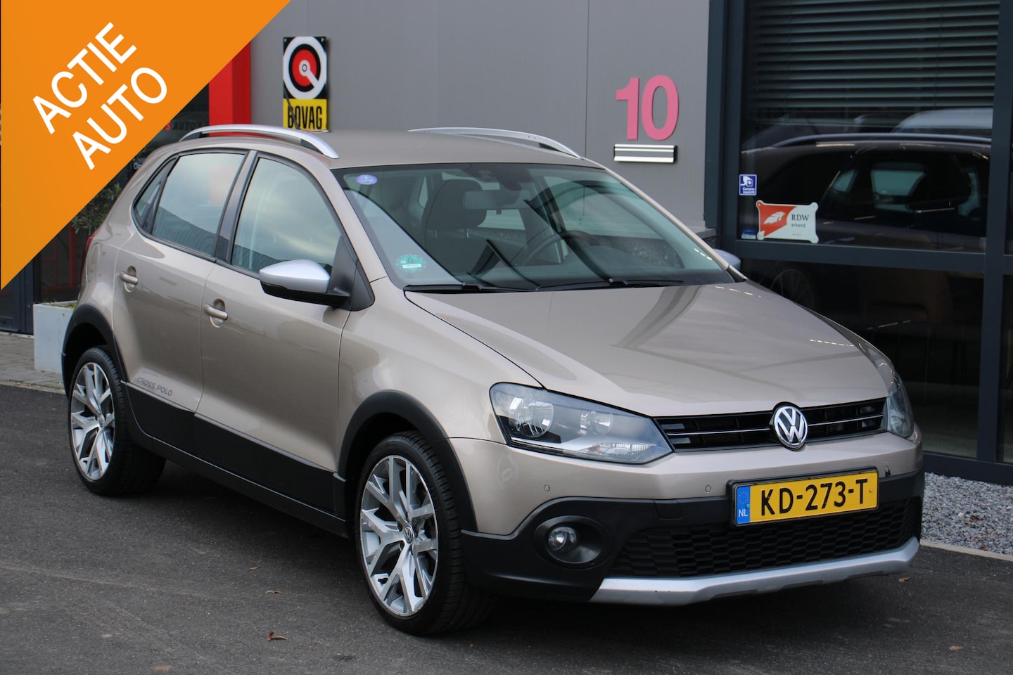 Volkswagen Polo - 1.2 TSI Cross 1.2 TSI Cross, CLIMA, PDC VOOR/ACHTER - AutoWereld.nl