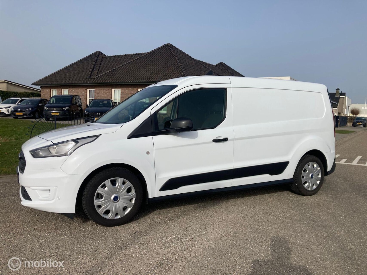 Ford Transit Connect - 1.5 EcoBlue L2 + inrichting - AutoWereld.nl