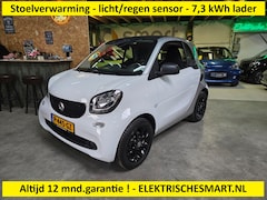 Smart Fortwo - EQ - 7, 3 kWh lader 32 amp - stoelverwarming - licht- en regensensor - zeer nette staat