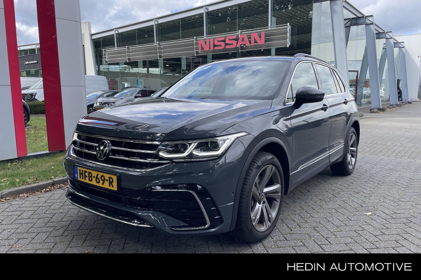 Volkswagen Tiguan - 1.4 TSI eHybrid R-Line Business | CAMERA | VIRTUAL COCKPIT | STOELVERWARMING | 19INCH LICH - AutoWereld.nl