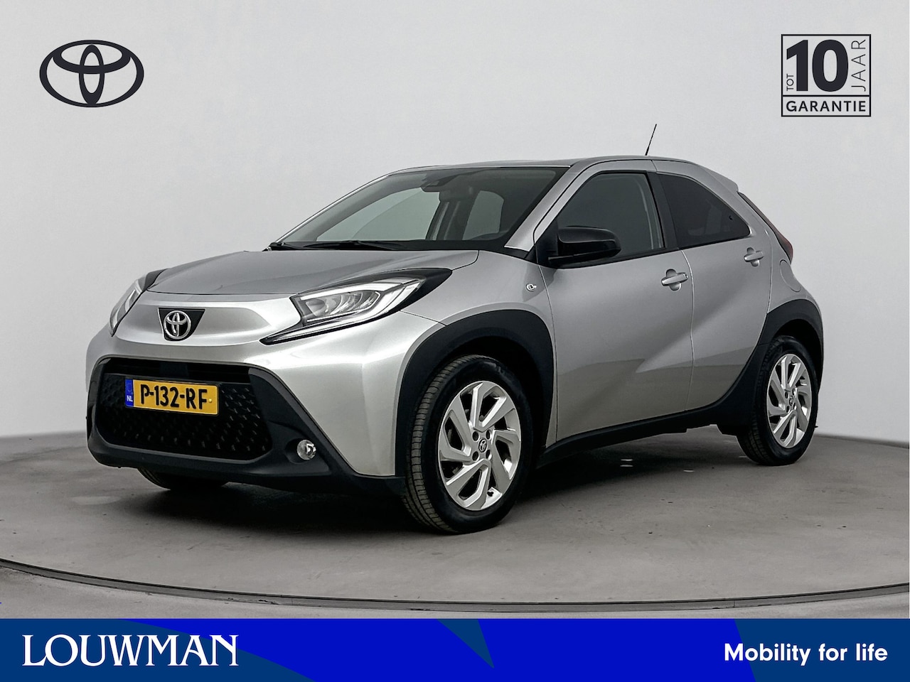 Toyota Aygo X - 1.0 VVT-i MT first | Apple Carplay / Android Auto | Parkeercamera | 17'' Lichtmetalen Velg - AutoWereld.nl