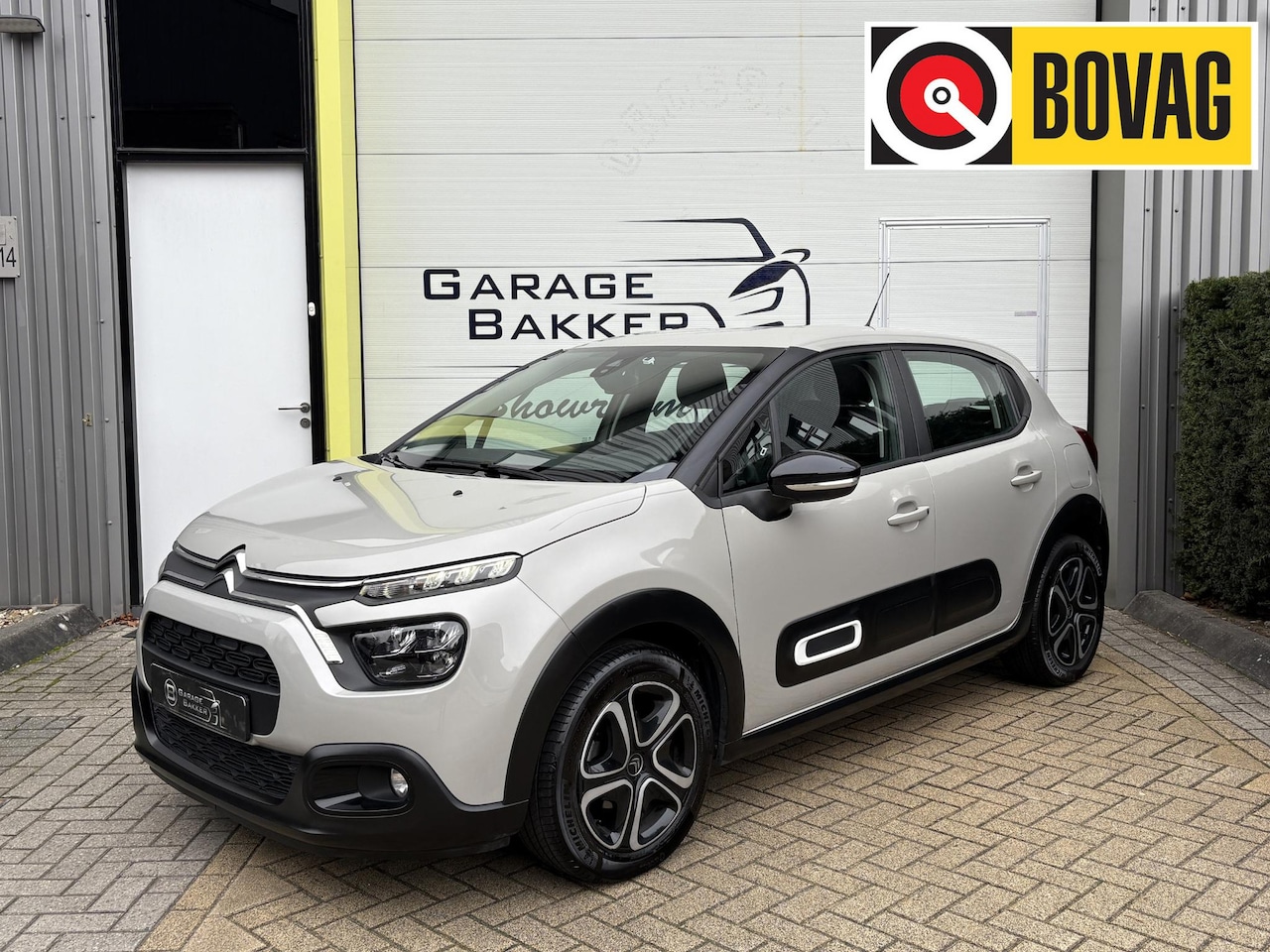 Citroën C3 - 1.2 PureTech Shine Business 1.2 PureTech Shine Business - AutoWereld.nl