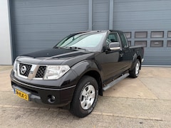 Nissan Navara - 2.5 dCi LE King Cab