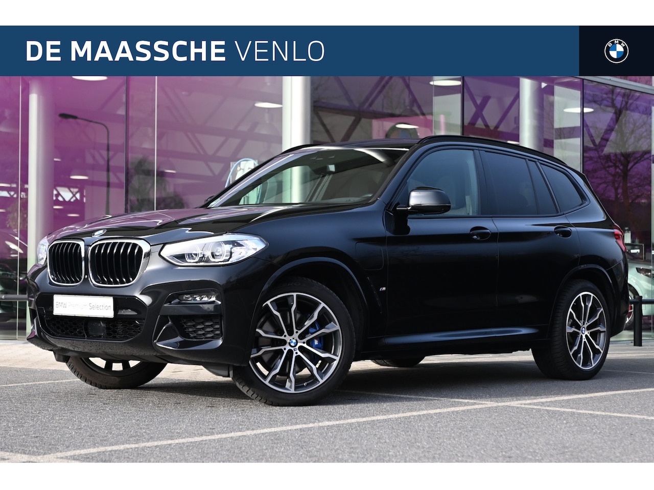 BMW X3 - xDrive30e High Executive M Sport Automaat / Panoramadak / Trekhaak / Head-Up / Comfort Acc - AutoWereld.nl