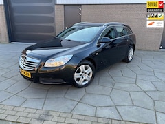 Opel Insignia Sports Tourer - 1.8 Edition|Prachtige Station|Trekhaak| Dakrails|Park.sens. V+A |All-Season banden|best.st