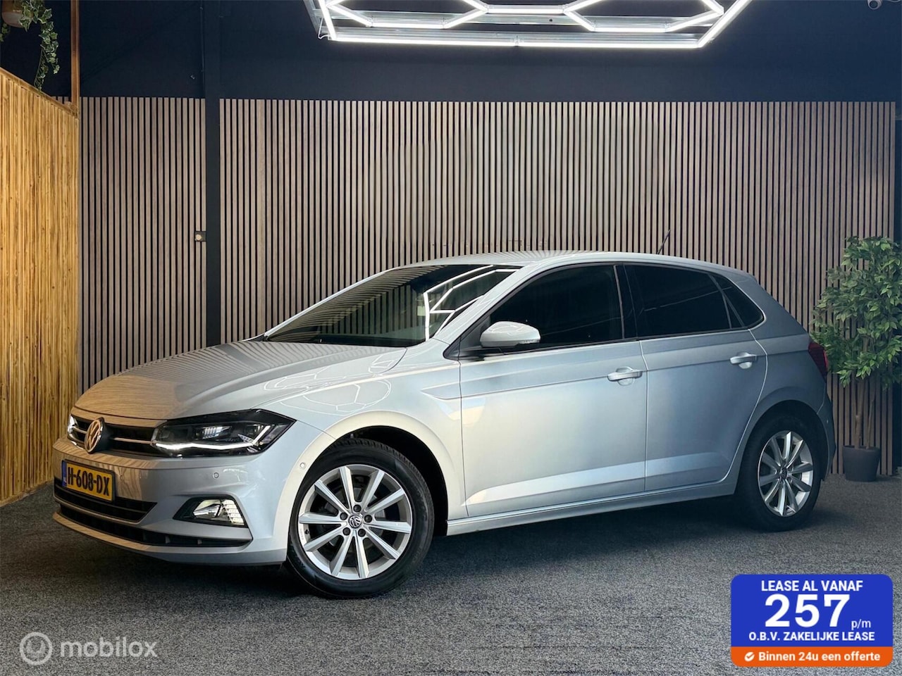 Volkswagen Polo - 1.0 TSI Highline|Led|Acc|Pdc|Carplay|Navi| - AutoWereld.nl