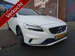 Volvo V40 - 2.0 T4 Business Sport