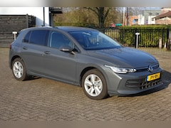 Volkswagen Golf - 1.5 TSI Life Edition 5 Drs * AIRCO * LMV * CARPLAY * PDC *