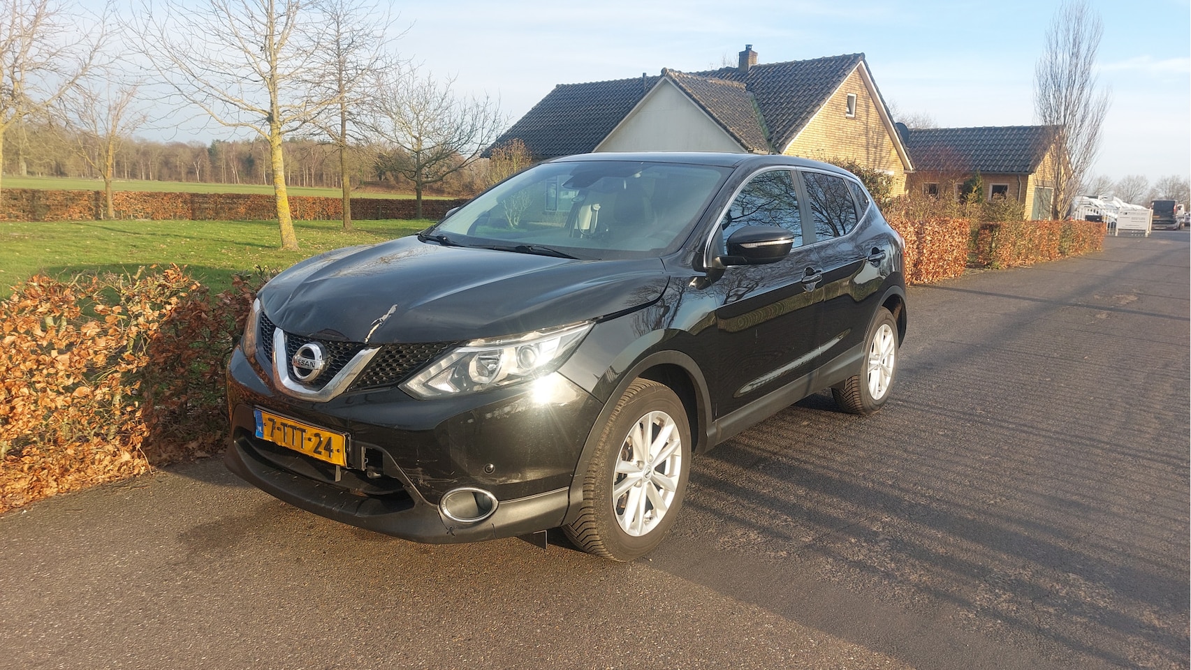 Nissan Qashqai - 1.5 dCi Connect Edition AIRCO/NAVI BJ 2014 - AutoWereld.nl