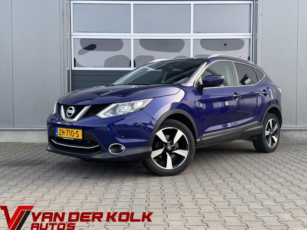 Nissan Qashqai - 1.2 N-Vision Automaat| Panorama | Cruise | Climate | 360 Camera | Sensoren - AutoWereld.nl