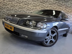 Volvo V70 - 2.5 T Geartronic Titanium *Automaat* APK Jan 2027