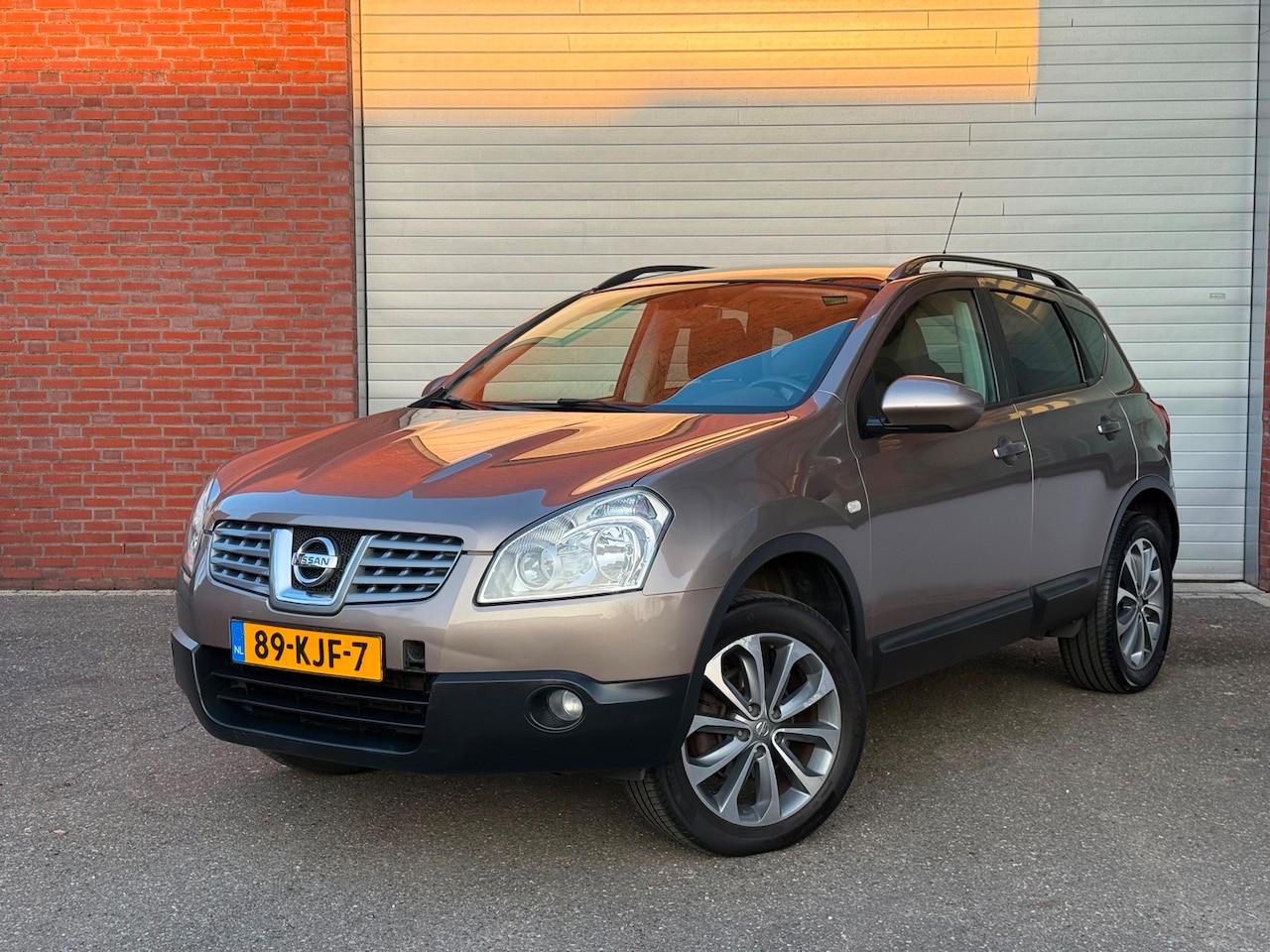 Nissan Qashqai - 2.0 Connect Edition| AUTOMAAT| NEW APK| PANO| AIRCO - AutoWereld.nl
