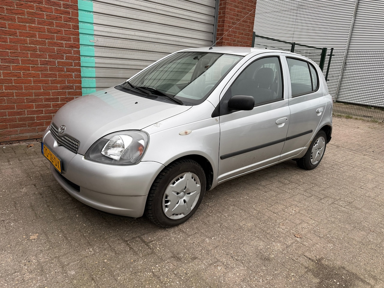 Toyota Yaris - 1.3-16V VVT-i Luna Airco Bj:2002 NAP! - AutoWereld.nl
