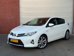 Toyota Auris - 1.8 Hybrid Lease| PANO| NAVI| NAP| NEW APK