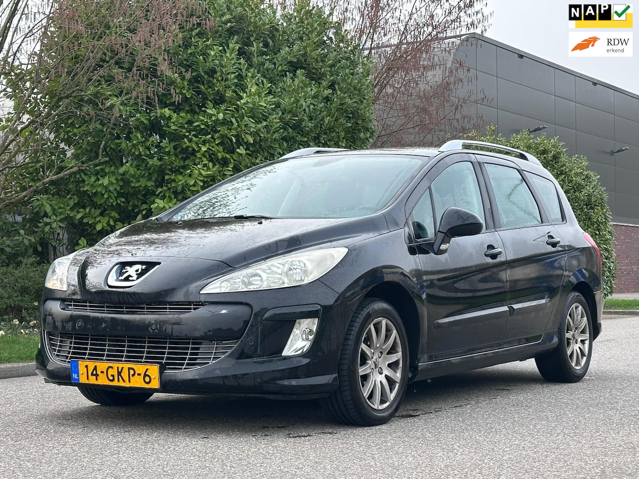 Peugeot 308 SW - 1.6 VTi XS Cruise*Panoramadak*Trekhaak*06-03-2027 APK*Clima*NAP*LM velgen* - AutoWereld.nl