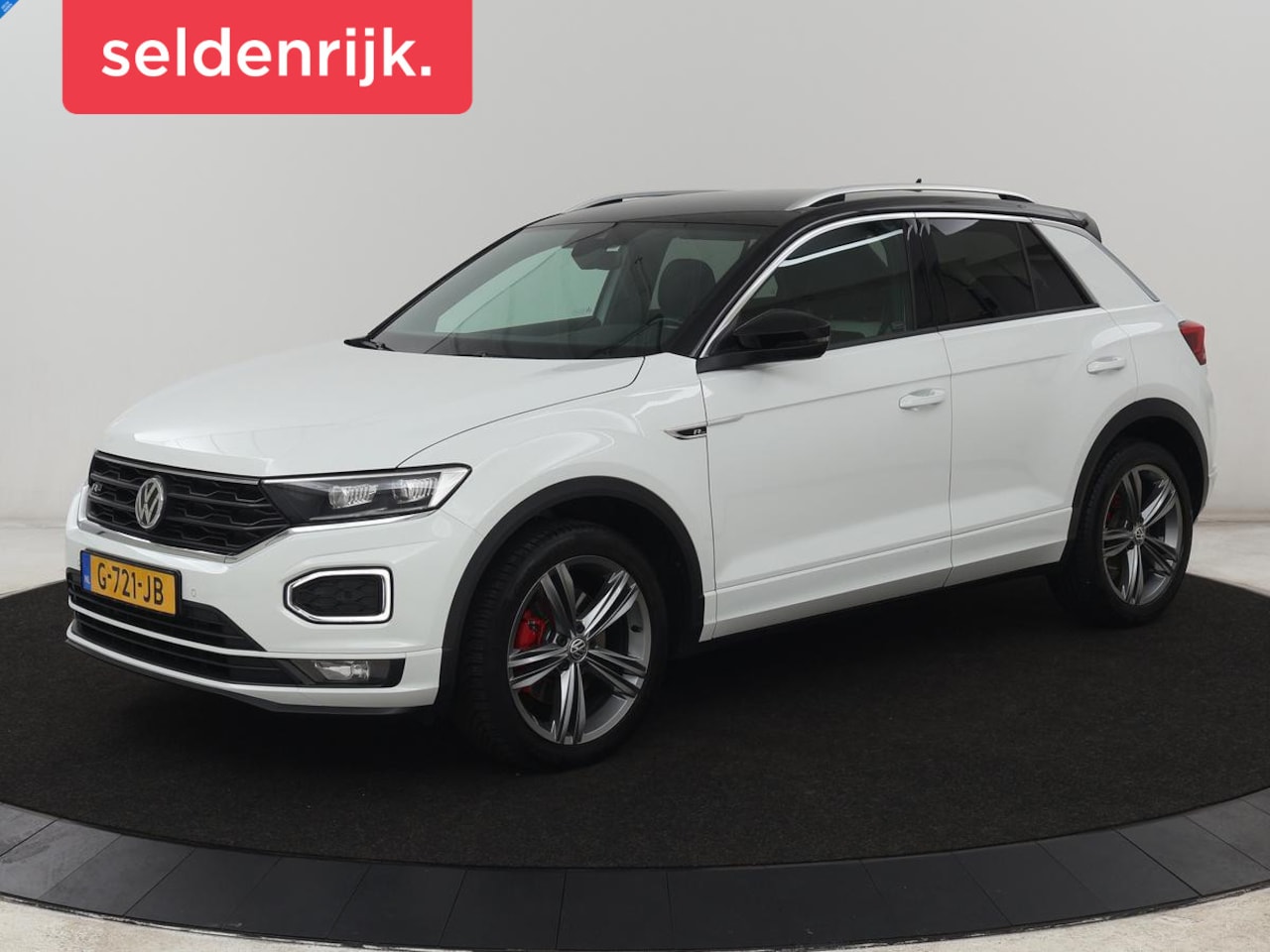 Volkswagen T-Roc - 1.5 TSI Sport R Line | Trekhaak | Carplay | Full LED | Navigatie | Virtual Cockpit | Adapt - AutoWereld.nl