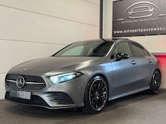 Mercedes-Benz A-klasse - 250e AMG Pano, Apple Carplay, ACC, Elek Stoelen, HUD, LED, Achteruitrijcamera, Stoelverwar