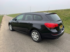 Opel Astra Sports Tourer - 1.4 Turbo Edition