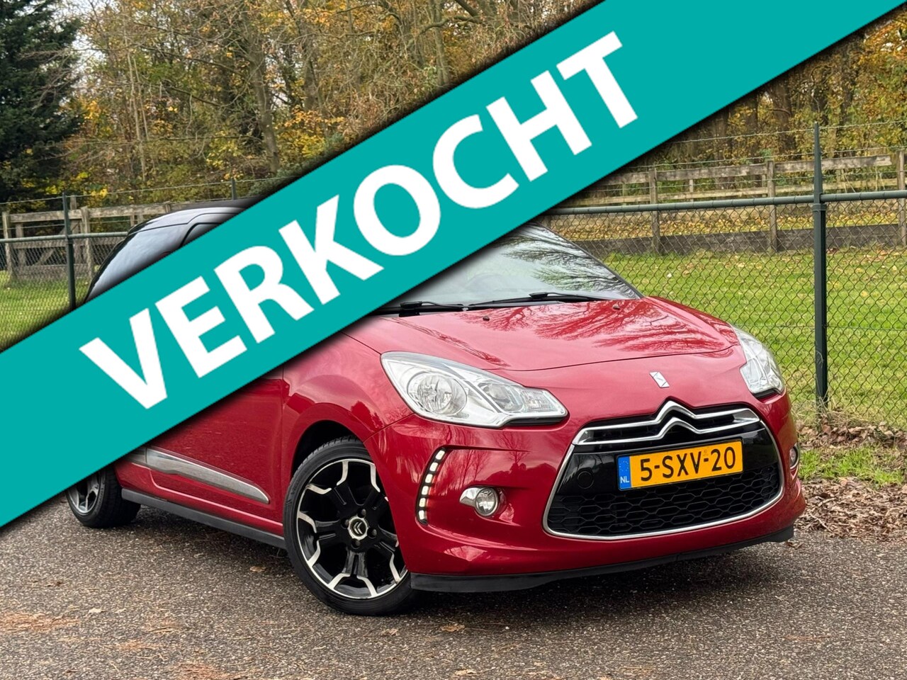Citroën DS3 Cabrio - 1.6 VTi So Chic /Navi/Airco/Cruise/ - AutoWereld.nl