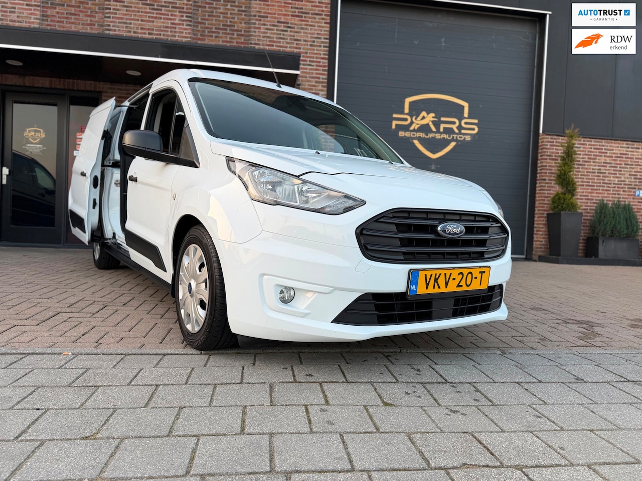 Ford Transit Connect - 1.5 EcoBlue 120PK L2 Limited 3prsn Automaat Navi Airco Cruise Elk.Ramen zeer nette!!! - AutoWereld.nl