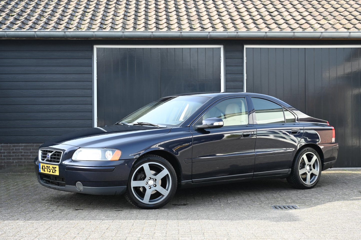 Volvo S60 - 2.4 Momentum Automaat - AutoWereld.nl
