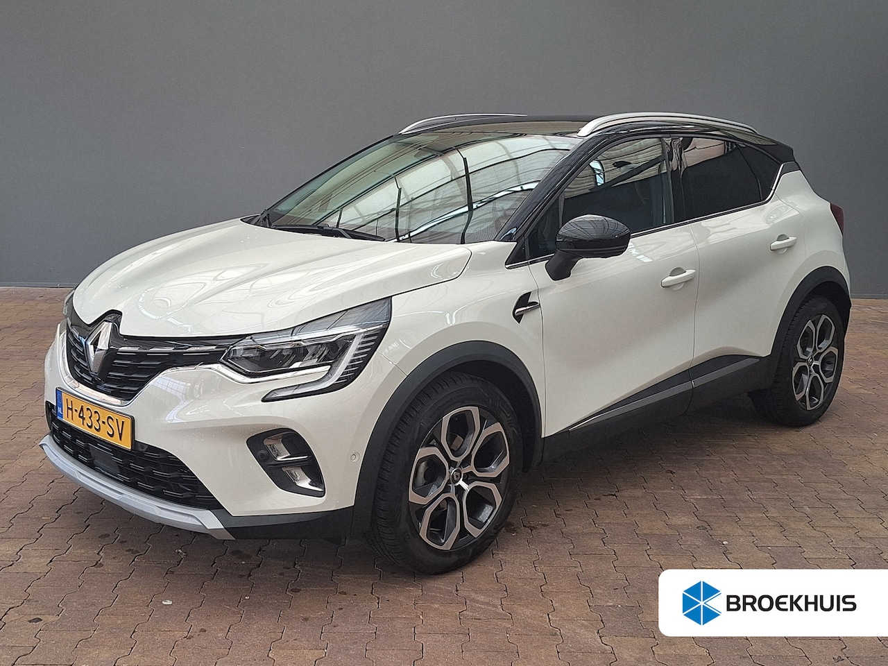 Renault Captur - 1.0 Tce 100 Edition One Navigatie | 360 graden camera | Automatische airco | lichtmetalen - AutoWereld.nl