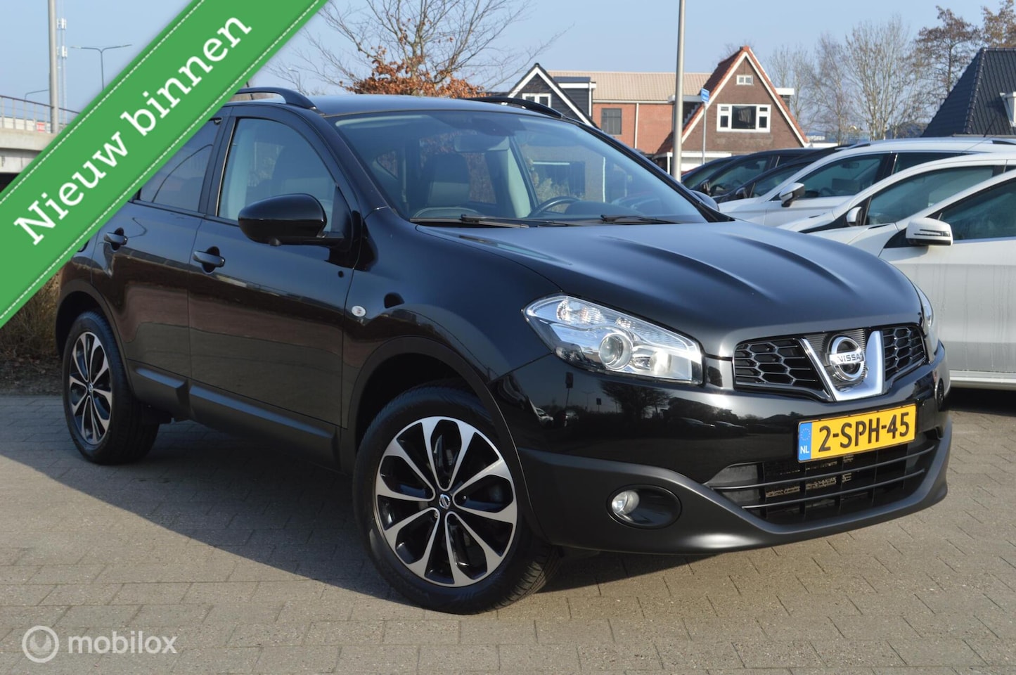 Nissan Qashqai - 2.0 360° Camera | Pano-dak | Trekhaak-1400kg - AutoWereld.nl