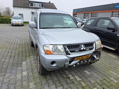 Mitsubishi Pajero - 3.2 Di-D GLX HR