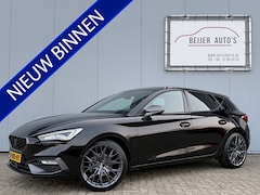 SEAT Leon - 1.5 TSI FR Launch Edition Carplay/Trekhaak/19inch