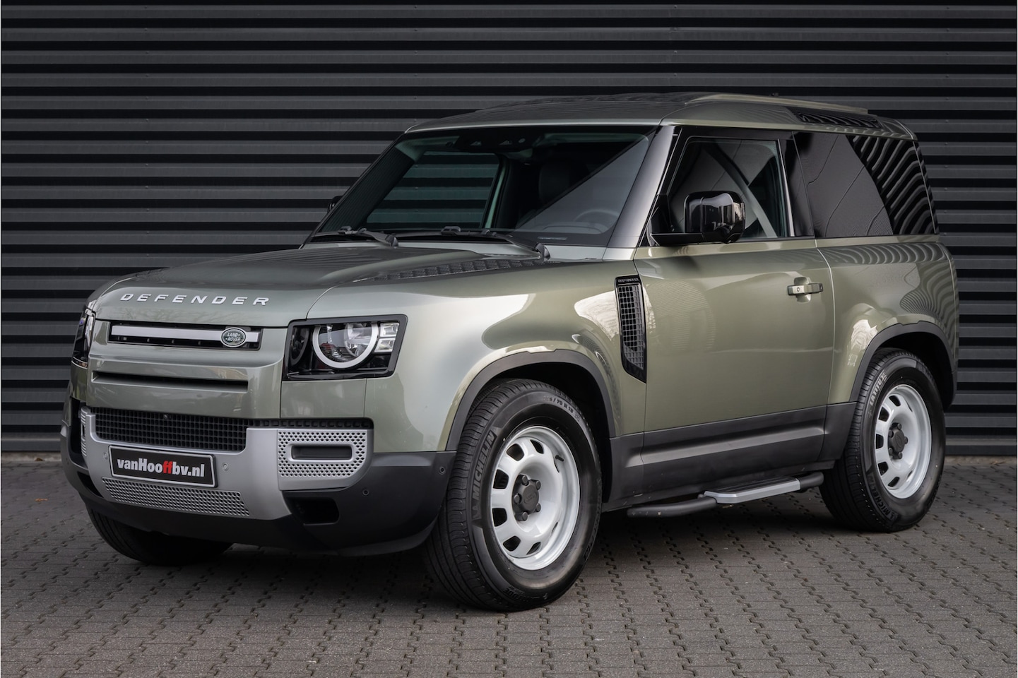 Land Rover Defender 90 - 3.0 D200 S Luchtvering - laag schot - AutoWereld.nl