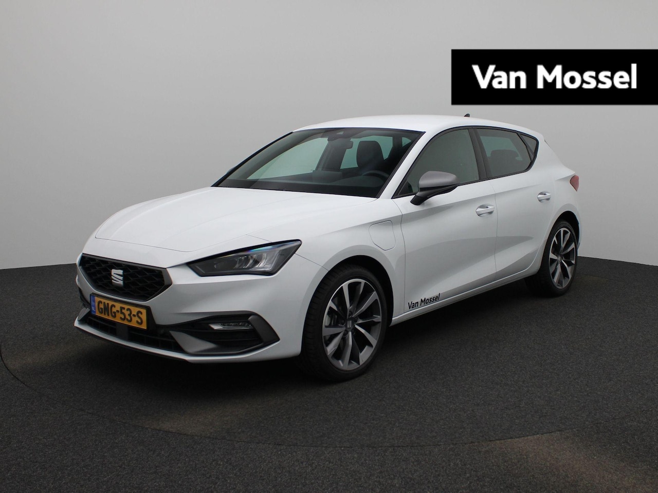 SEAT Leon - 1.5 TSI e-Hybrid FR PHEV First Edition 204 PK | Automaat | Private Lease v.a. €694 p/m! | - AutoWereld.nl