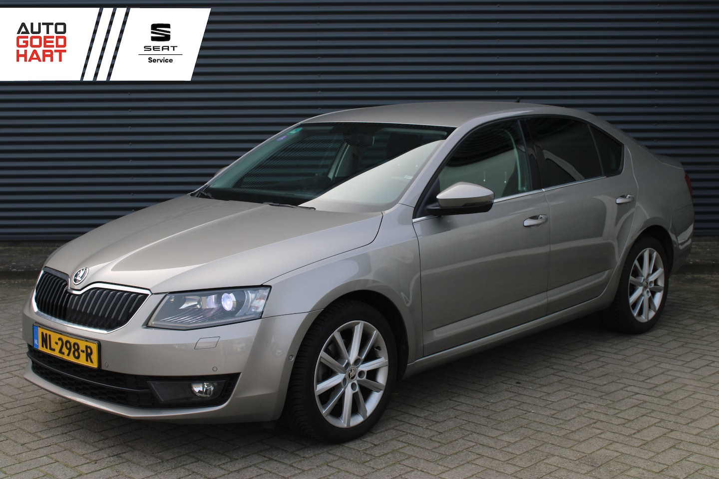 Skoda Octavia - 1.4 TSI Greentech Style Business Trekhaak Xenon CarPlay Canton - AutoWereld.nl