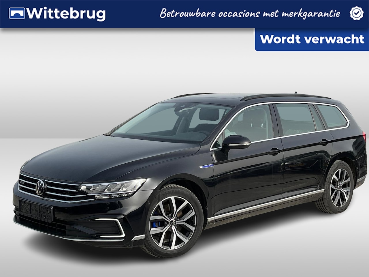 Volkswagen Passat Variant - 1.4 TSI PHEV GTE Business DSG Automaat Panoramadak / Trekhaak wegklapbaar / Navigatie / Ac - AutoWereld.nl
