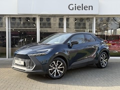 Toyota C-HR - Plug-in Hybrid 220 First Edition | Elektrische achterklep, Stoel + Stuurverwarming, 18 inc