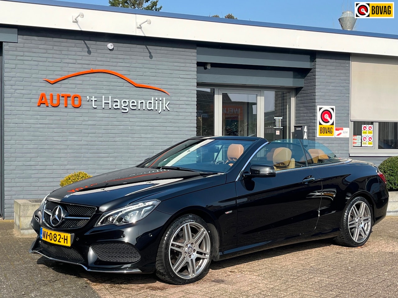 Mercedes-Benz E-klasse Cabrio - 200 trekh 1800kg H&K NL-auto NAP - AutoWereld.nl