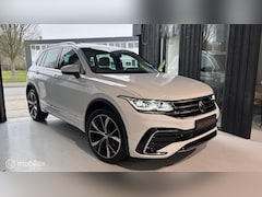 Volkswagen Tiguan - 1.4 TSI eHybrid R-Line Pano, trekhaak, 20”